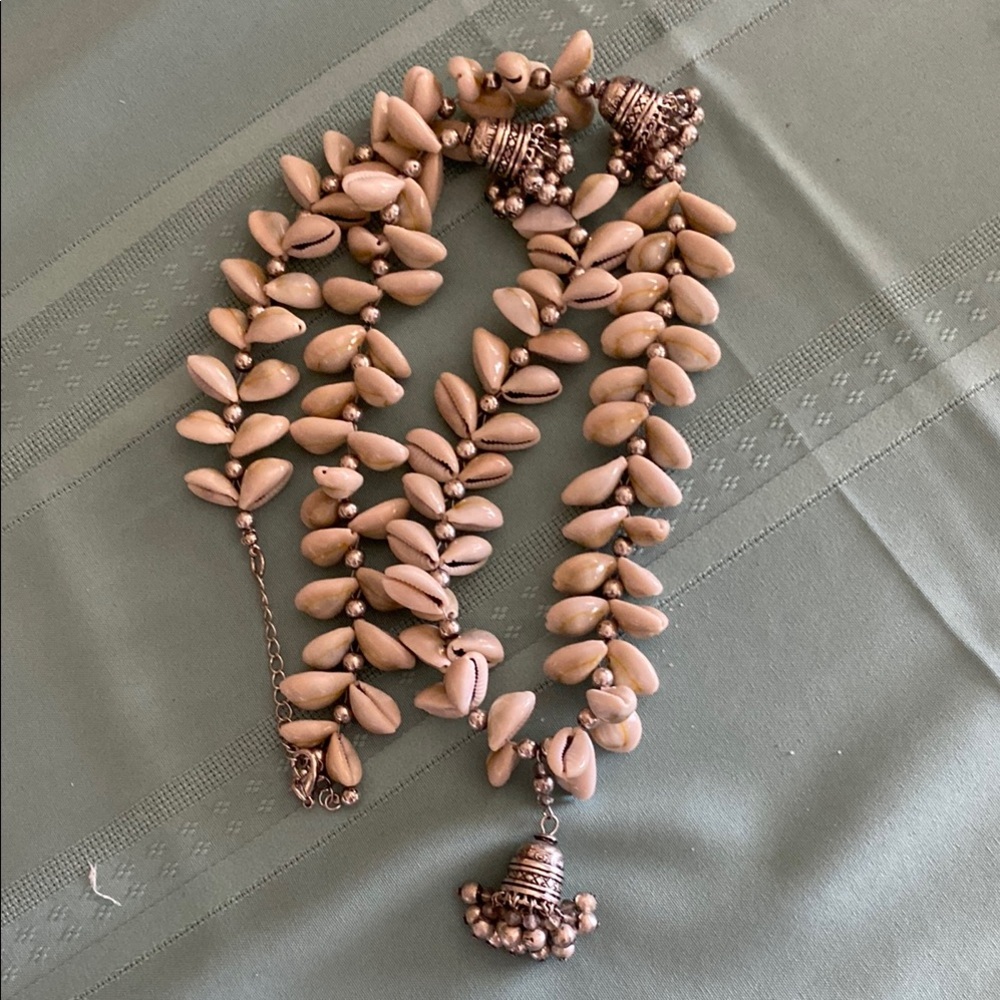 Tan Shell Necklace with Teardrop Beads